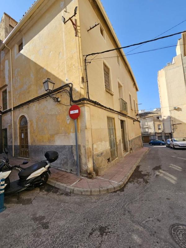 Недвижимость на продажу и в аренду в Испании photo 2