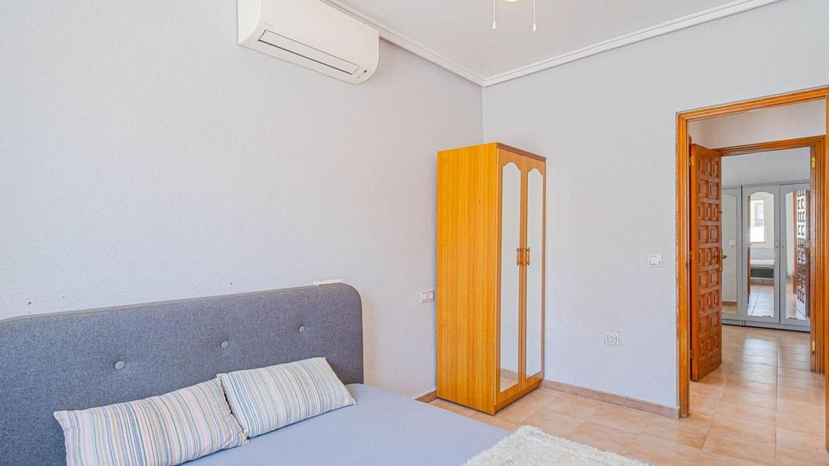 Properties for sale and rent in Spain photo 4
