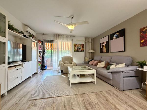 Venta de piso en Piso en Garbinet - Parque de las Avenidas, Alicante / Alacant, Alicante / Alacant
 photo 2