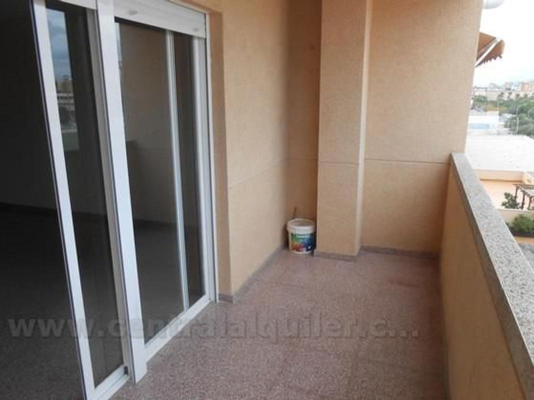 Продажа квартиры на Piso en Garbinet - Parque de las Avenidas, Alicante / Alacant, Аликанте / Алакант
 photo 2