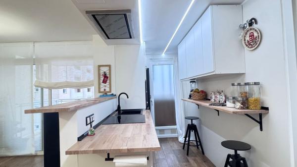 Venta de piso en Piso en Calle Sierra Dorada, Zona Sierra Helada, Benidorm, Benidorm
thumbnail 2