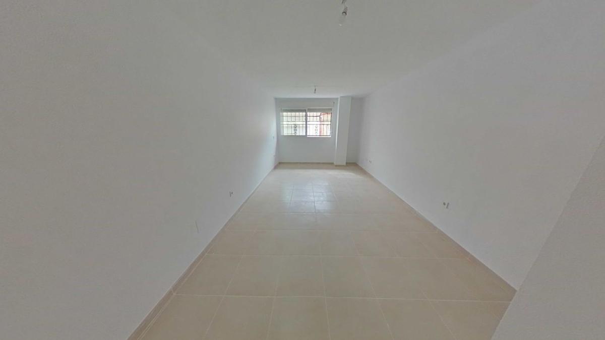 Продажа квартиры на Piso en Calle de Pedro Lorca s/n, Las Piscinas Naturales, Torrevieja, Торревьеха
photo 1