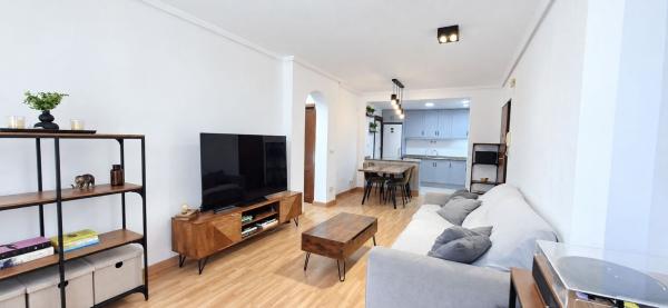 Venta de piso en Piso en Casa Pichon, 3 -m, Aguas Nuevas, Torrevieja, Torrevieja
 photo 2