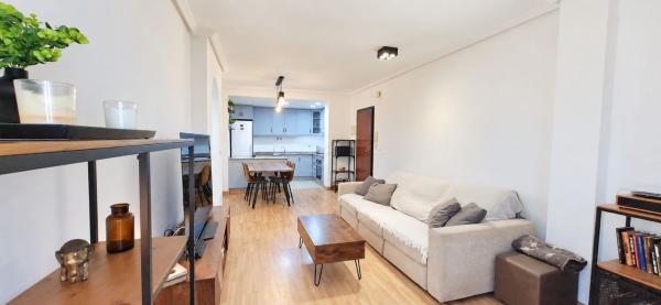 Venta de piso en Piso en Casa Pichon, 3 -m, Aguas Nuevas, Torrevieja, Torrevieja
 photo 3