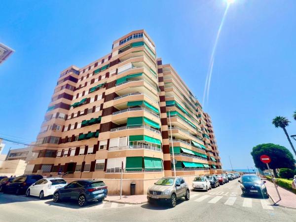 Sprzedaż mieszkania w Piso en Gaspar Perrelló, Torrevieja, Torrevieja
thumbnail 3