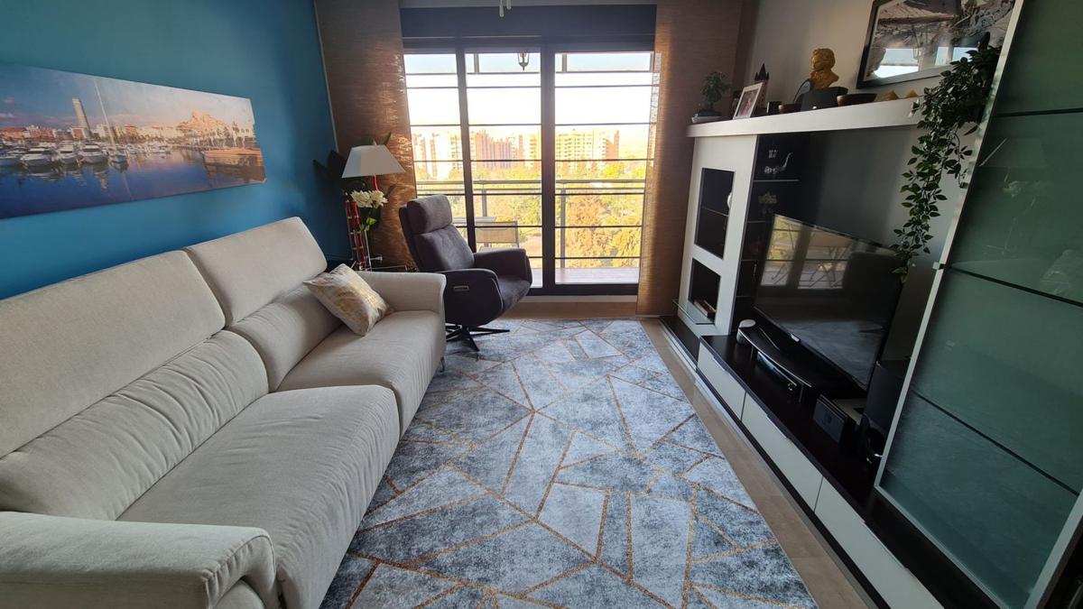 Sale of apartment in Piso en Plaza del Papa Juan Pablo II, 26, Paus, Alicante / Alacant, Alicante
 photo 2