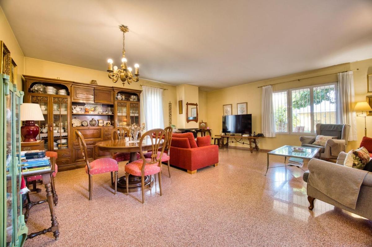 Properties for sale and rent in Spain photo 5