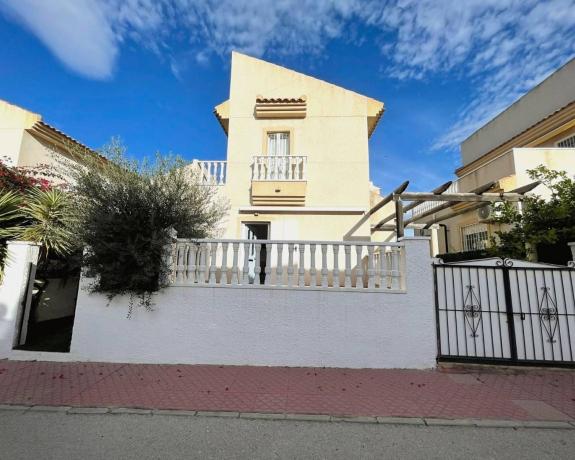 Chalet adosado en Calle Soraya s/n, Centro de la Ciudad Quesada, Rojales thumbnail 2
