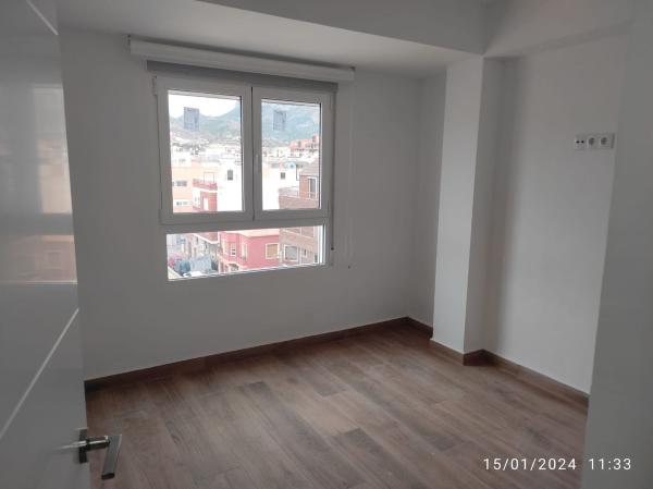 Sprzedaż mieszkania w Piso en Calle la Paz, 66, Plaza Castelar - Mercado Central, Elda, Elda
 photo 3