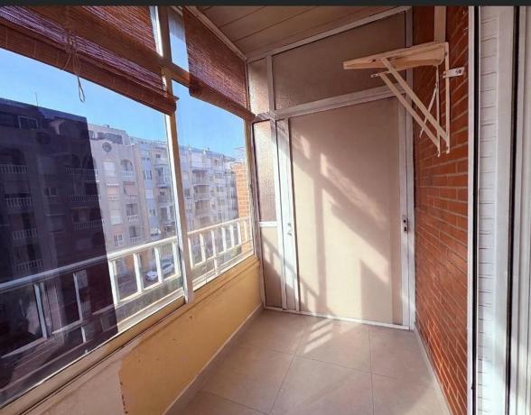 Venta de piso en Piso en El Acequión, Torrevieja, Torrevieja
thumbnail 2