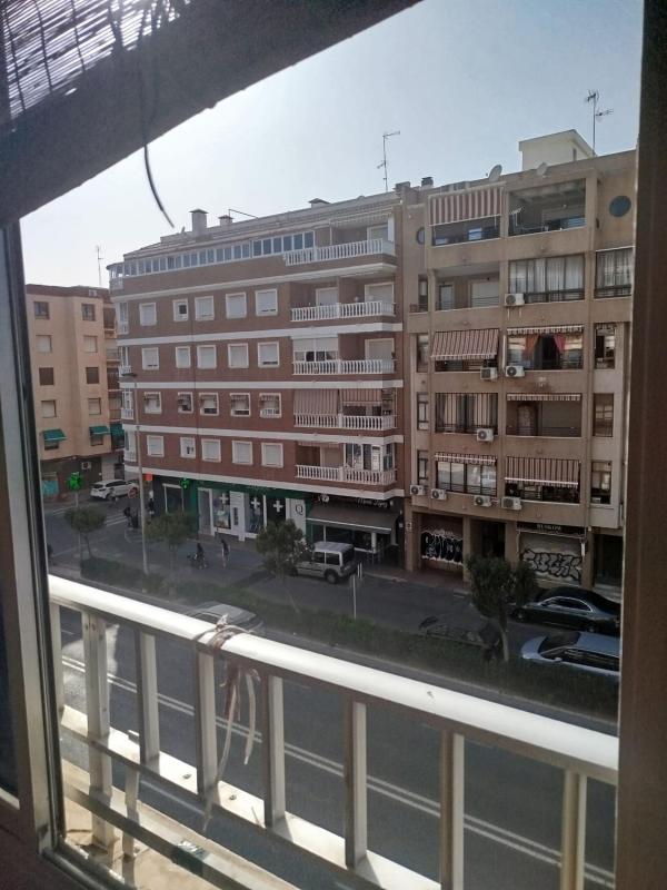 Venta de piso en Piso en El Acequión, Torrevieja, Torrevieja
photo 4