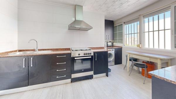 Venta de piso en Piso en Nou Alacant, Alicante / Alacant, Alicante / Alacant
thumbnail 3