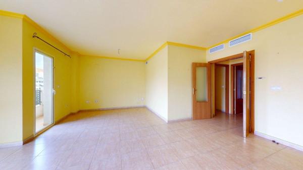 Venta de piso en Piso en Calle Daia Vella, Benisaudet, Alicante / Alacant, Alicante / Alacant
thumbnail 3