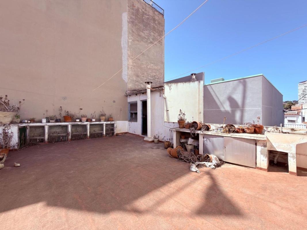Budynek Mieszkalny o powierzchni 236m2 na sprzedaż w Alicante / Alacant photo 3
