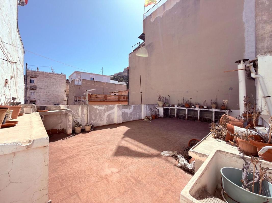 Budynek Mieszkalny o powierzchni 236m2 na sprzedaż w Alicante / Alacant photo 4