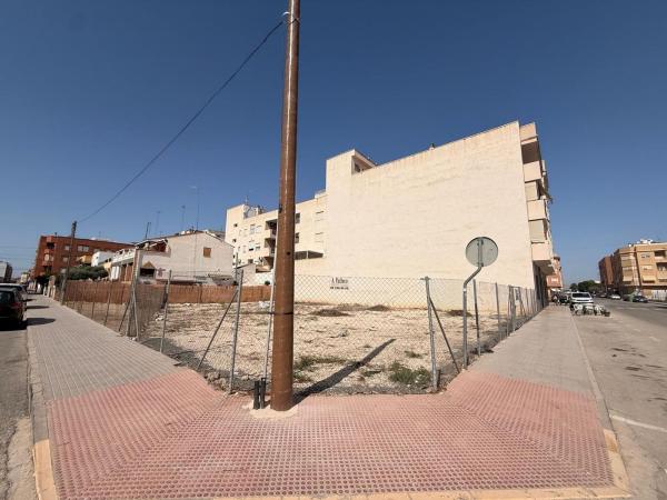Terreno en Calle Nuestra Señora de Monserrate, 57, Almoradí photo 3