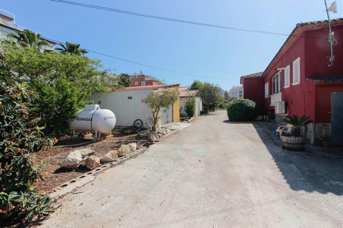 Działka na sprzedaż w Dénia, Alicante photo 3