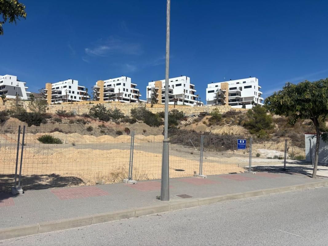 Land for sale in Finestrat, Alicante photo 4