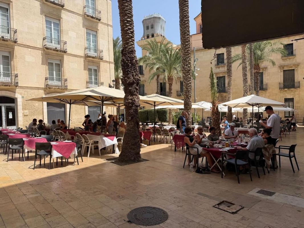 Properties for sale and rent in Spain photo 1