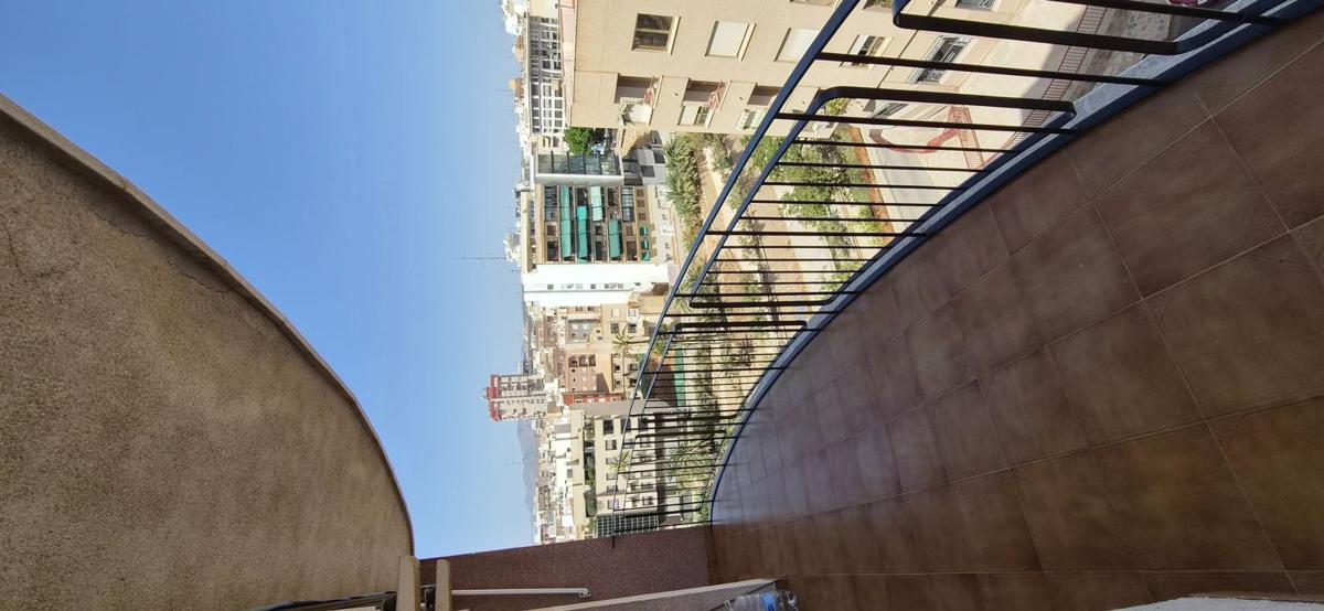 Продажа квартиры на Piso en Calle Juan Ramón Jiménez, Centro, Elche / Elx, Эльче / Эльх
photo 3