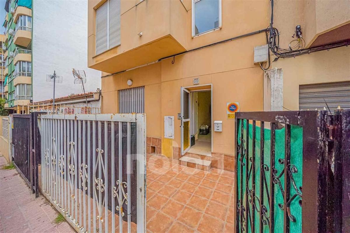 Venta de piso en Piso en Calle de la Virgen de la Almudena, Pueblo Poniente, Benidorm, Benidorm
photo 3