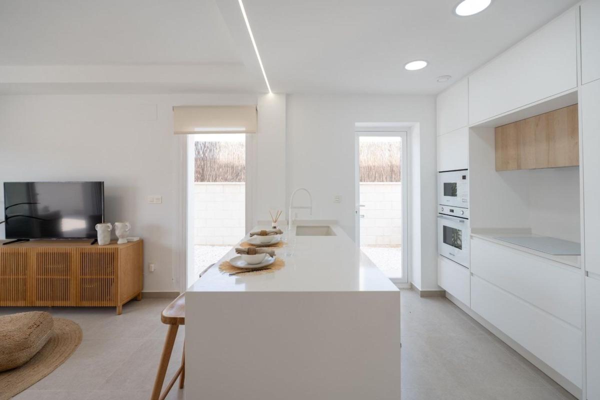 Properties for sale and rent in Spain photo 4