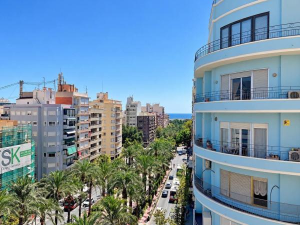 Venta de piso en Piso en Avenida de Federico Soto, Ensanche-Diputación, Alicante / Alacant, Alicante / Alacant
thumbnail 3
