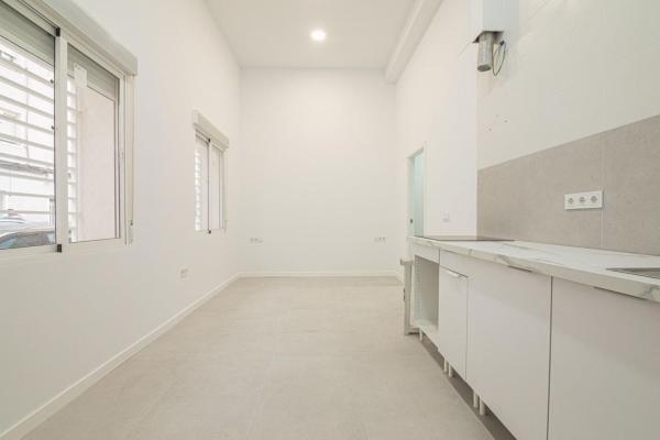 Sale of flat in Piso en Carrús Este, Elche / Elx, Elche / Elx
thumbnail 2