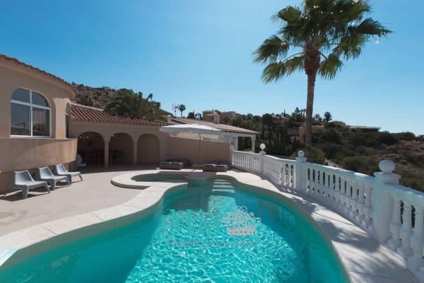 Casa o chalet independiente en Pueblo Español - Coveta Fumá, El Campello thumbnail 2