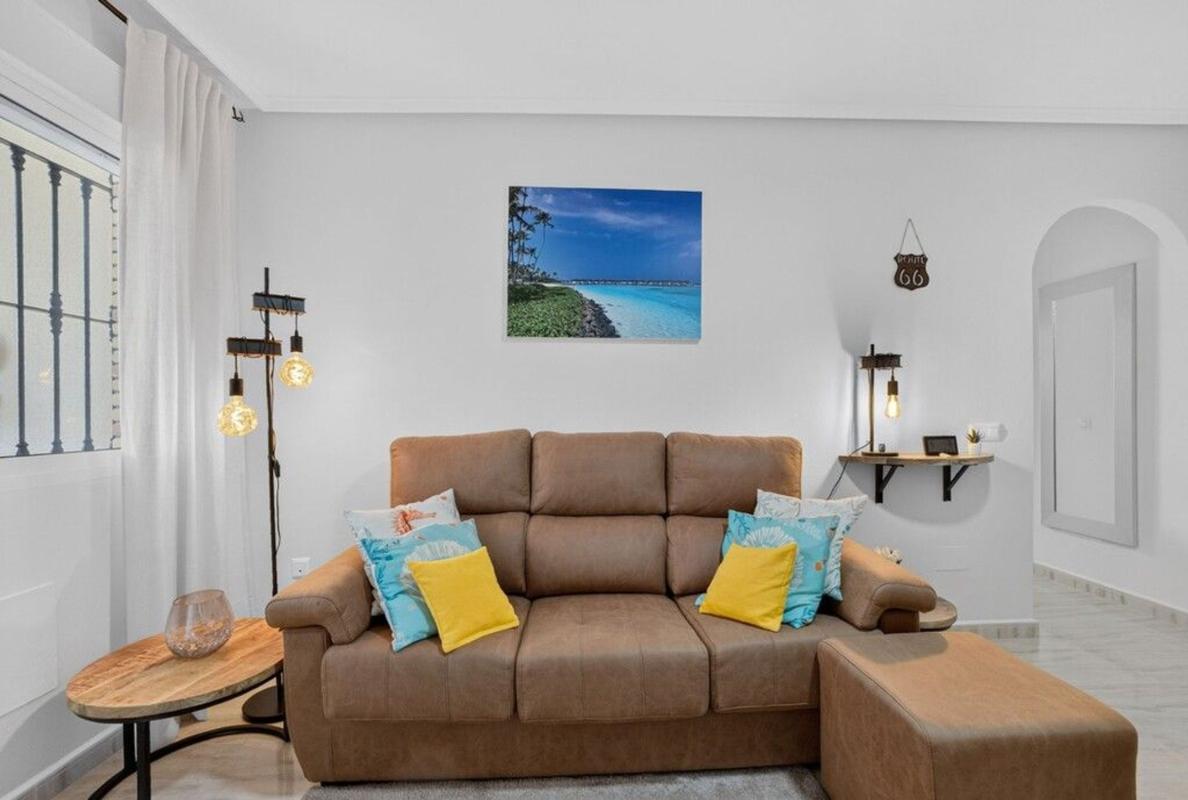 Продажа квартиры на Piso en Villamartín, Orihuela, Ориуэла
photo 4