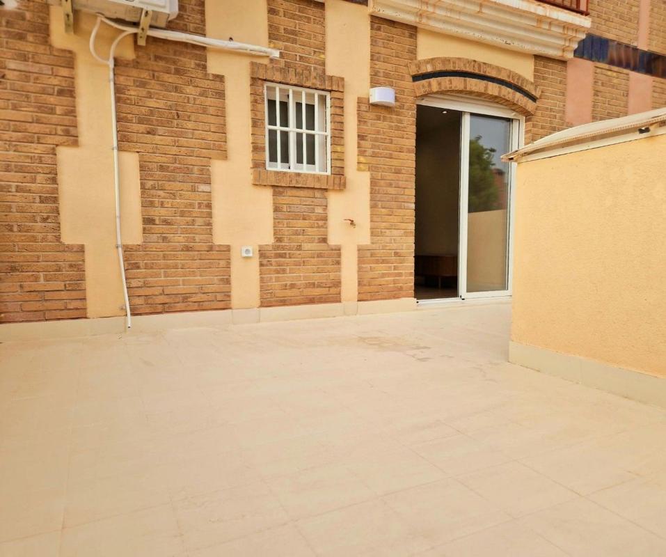 Продажа квартиры на Piso en Pueblo Latino, Pilar de la Horadada, Пилар де ла Орадада
photo 4