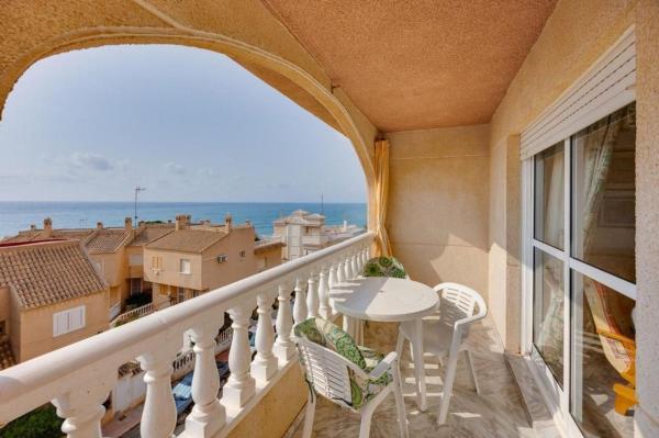 Mieszkanie na sprzedaż w  Piso en Cabo Cervera, Torrevieja, Torrevieja photo 1