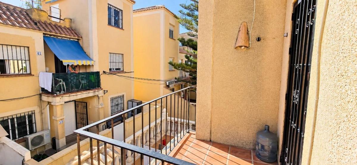 Venta de piso en Piso en Calle Jardin del Mar, Punta Prima, Torrevieja, Torrevieja
photo 4
