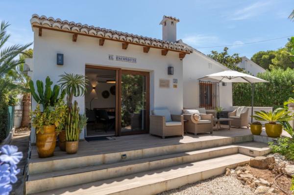 Chalet adosado en Pinar de Advocat-Cometa, Moraira photo 1