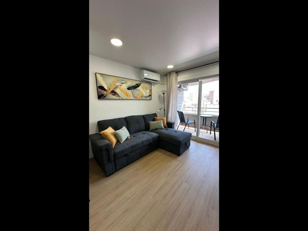 Venta de piso en Piso en Calle la Paz, Centro - Muelle Pesquero, Torrevieja, Torrevieja
photo 3