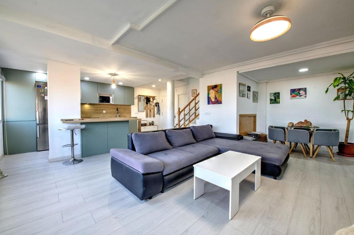 Venta de duplex en , Alicante / Alacant photo 1