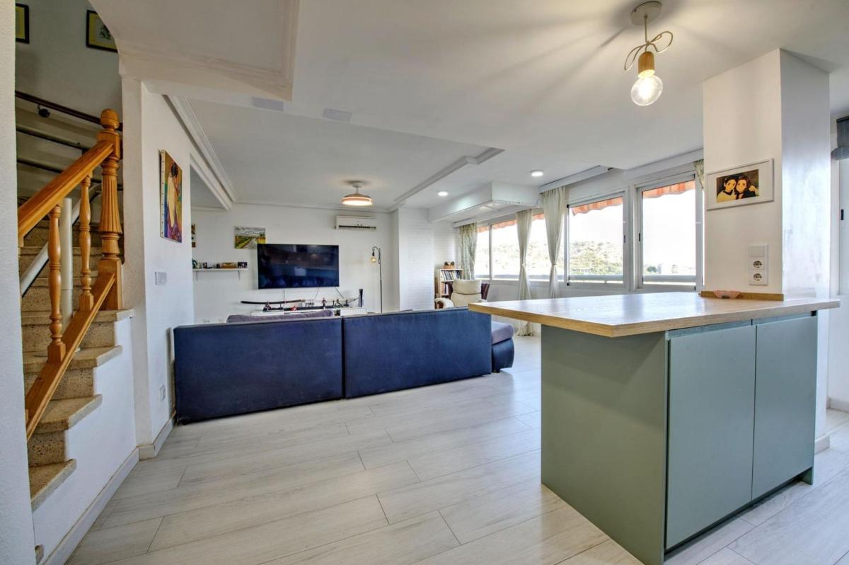 Venta de duplex en , Alicante / Alacant photo 3