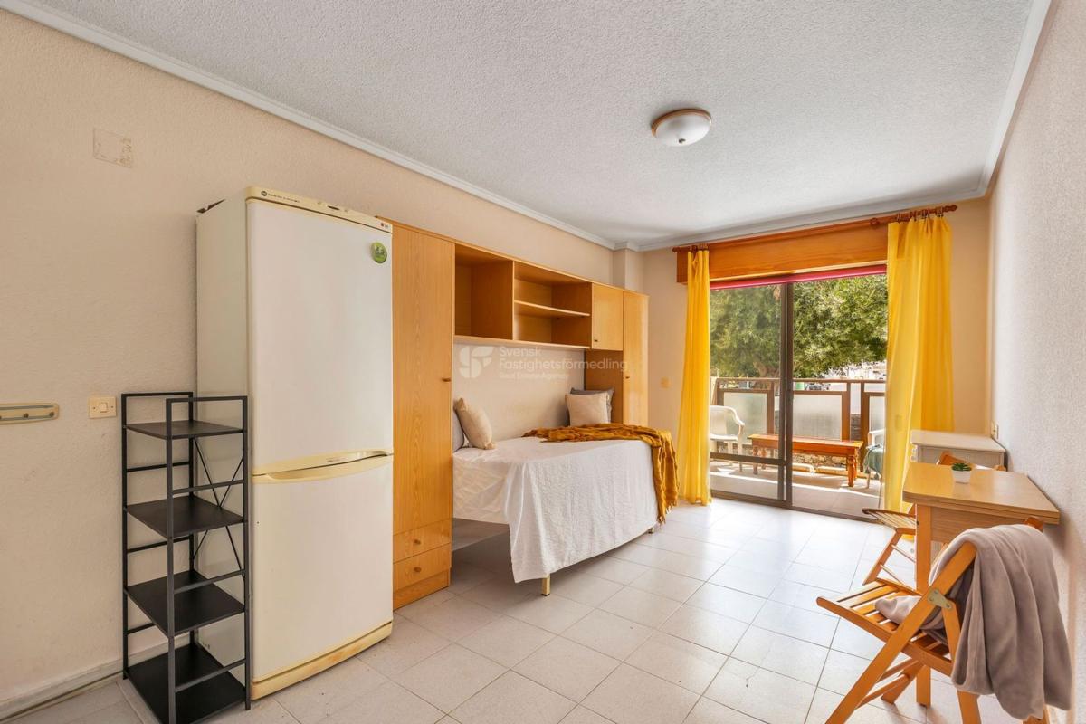 Venta de estudio en Estudio en Avenida Robleda, 3182, La Siesta - El Salado - Torreta, Torrevieja, Torrevieja photo 5