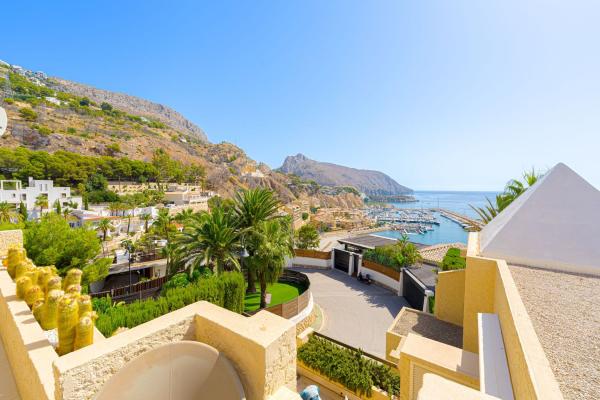 Продажа квартиры на Piso en Calle Mirador, 8, Zona de Mascarat, Altea, Алтея
photo 1