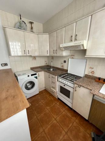 Venta de piso en Piso en Calle Montero Ríos, 11, Carolinas Altas, Alicante / Alacant, Alicante / Alacant
 photo 3