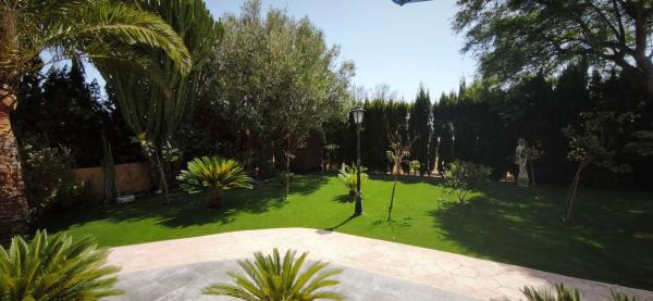 Chalet adosado en Avenida Pla de Figuereta, El Tossal-Bello Horizonte, La Nucia photo 1