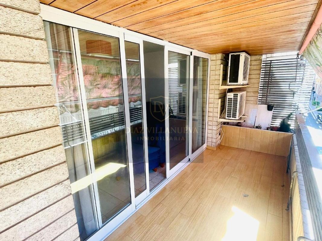 Продажа квартиры на Piso en Calle Sevilla s/n, Carolinas Bajas, Alicante / Alacant, Аликанте / Алакант
photo 1