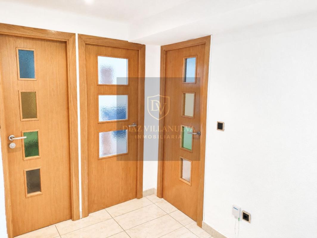 Продажа квартиры на Piso en Calle Sevilla s/n, Carolinas Bajas, Alicante / Alacant, Аликанте / Алакант
photo 2