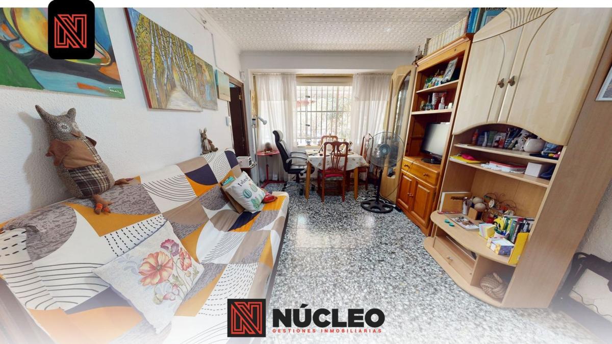 Venta de piso en Plà del Bon Repòs-La Goteta-San Antón, Alicante / Alacant
photo 1