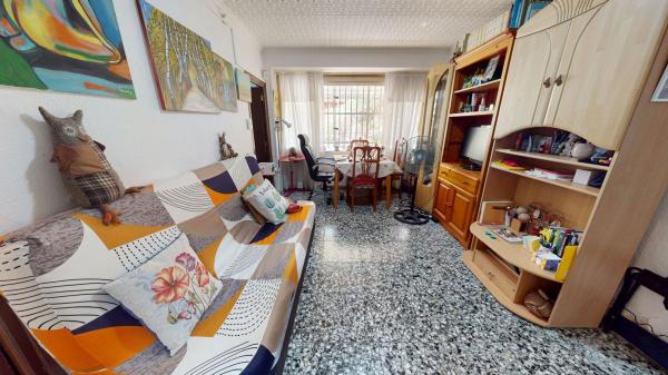 Venta de piso en Plà del Bon Repòs-La Goteta-San Antón, Alicante / Alacant
thumbnail 3