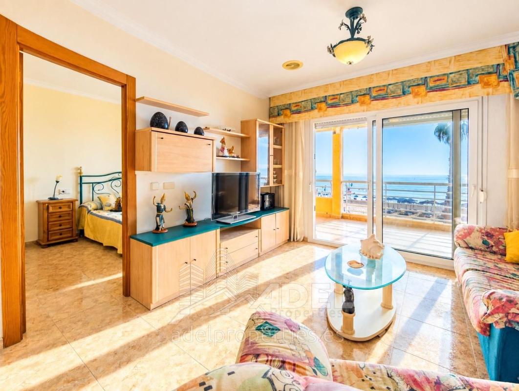 Venta de piso en Piso en Gaspar Perrelló, Torrevieja, Torrevieja
 photo 2