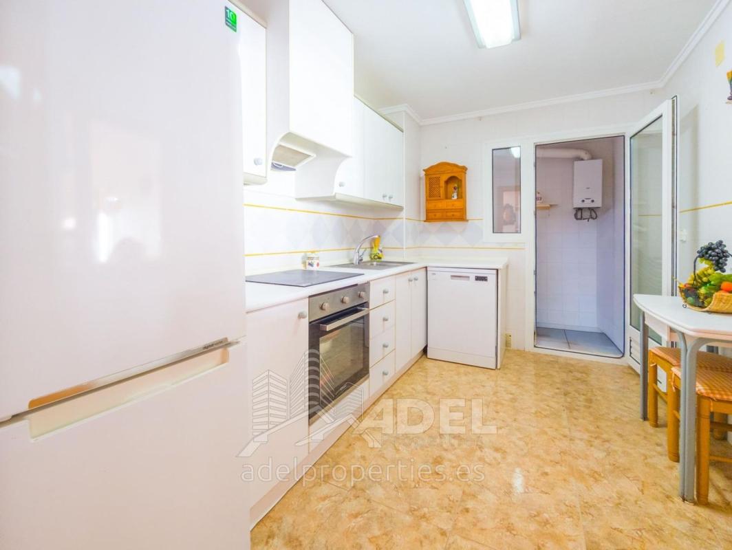 Venta de piso en Piso en Gaspar Perrelló, Torrevieja, Torrevieja
 photo 5