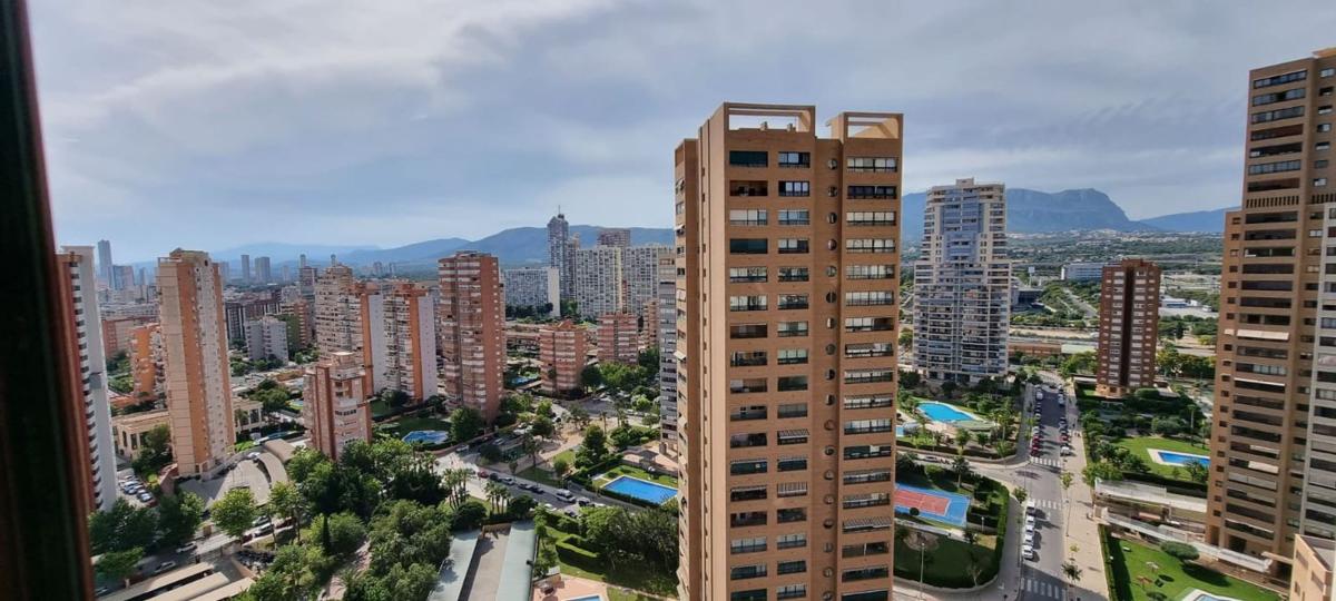 Venta de piso en Piso en Avenida del Municipi, Pueblo Levante, Benidorm, Benidorm
photo 3