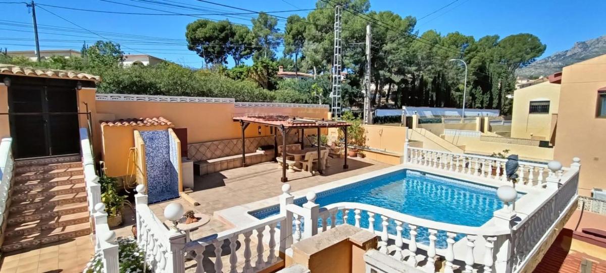 Propiedades en venta y alquiler en España photo 4