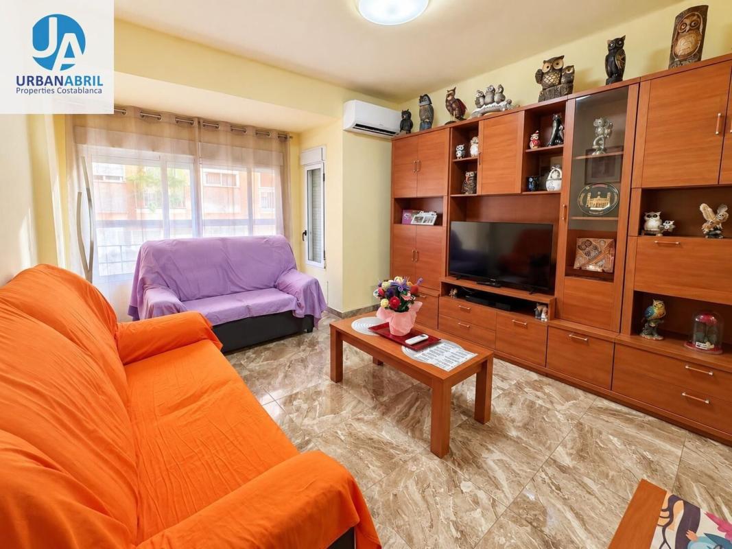 Venta de piso en Piso en Calle Ingeniero Sanchiz Pujalte, Campoamor, Alicante / Alacant, Alicante / Alacant
photo 2